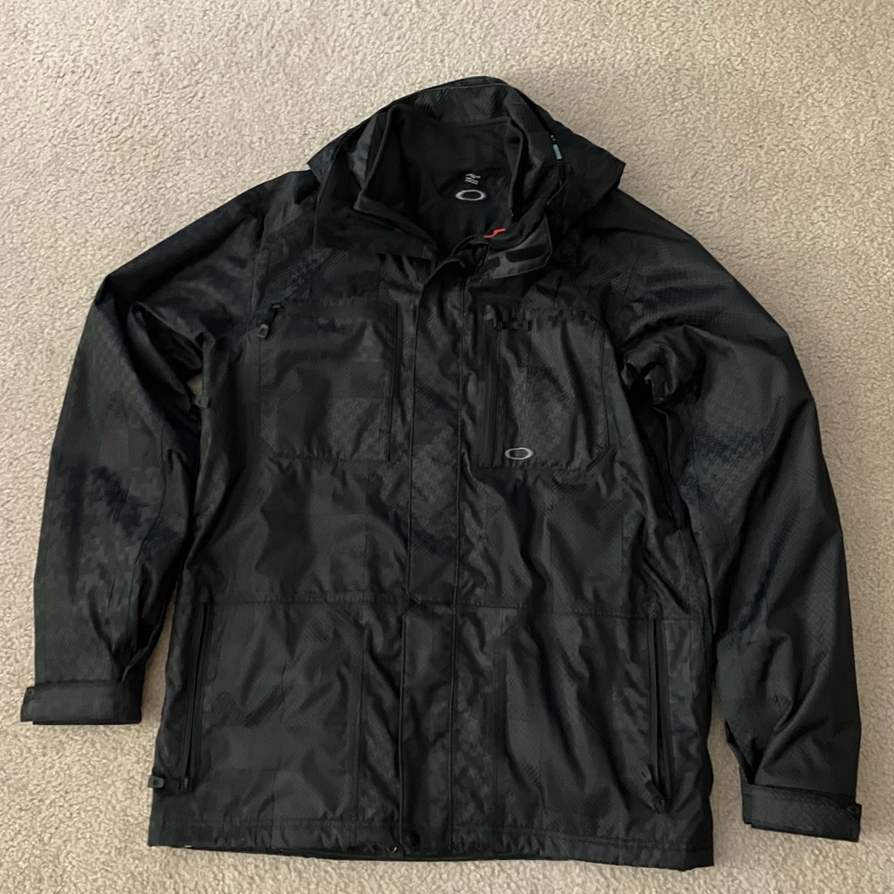 Oakley 3-in-1 ski hooded jacket, carbon fiber-look shell w/removbl liner jacket